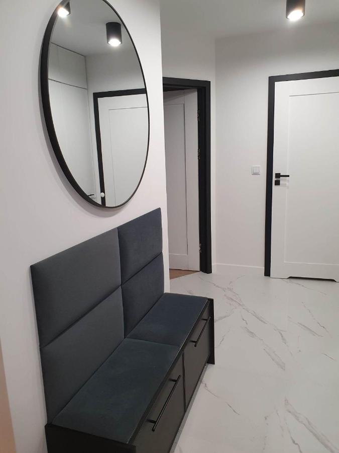 Apartament 3 Pokojowy Lub Pokoj W Mieszkaniu W Nowym Bloku Warszawa Zewnętrze zdjęcie