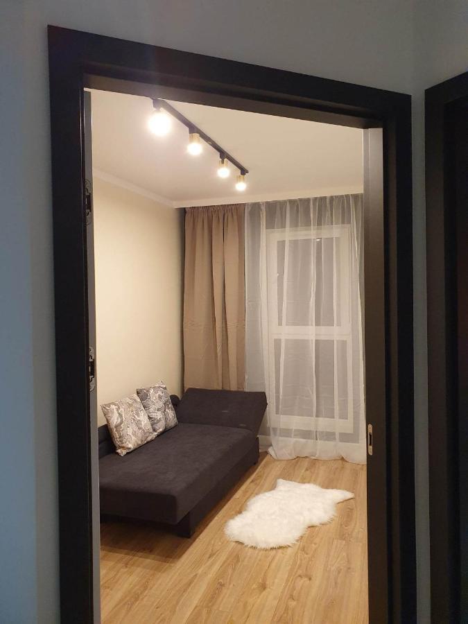 Apartament 3 Pokojowy Lub Pokoj W Mieszkaniu W Nowym Bloku Warszawa Zewnętrze zdjęcie