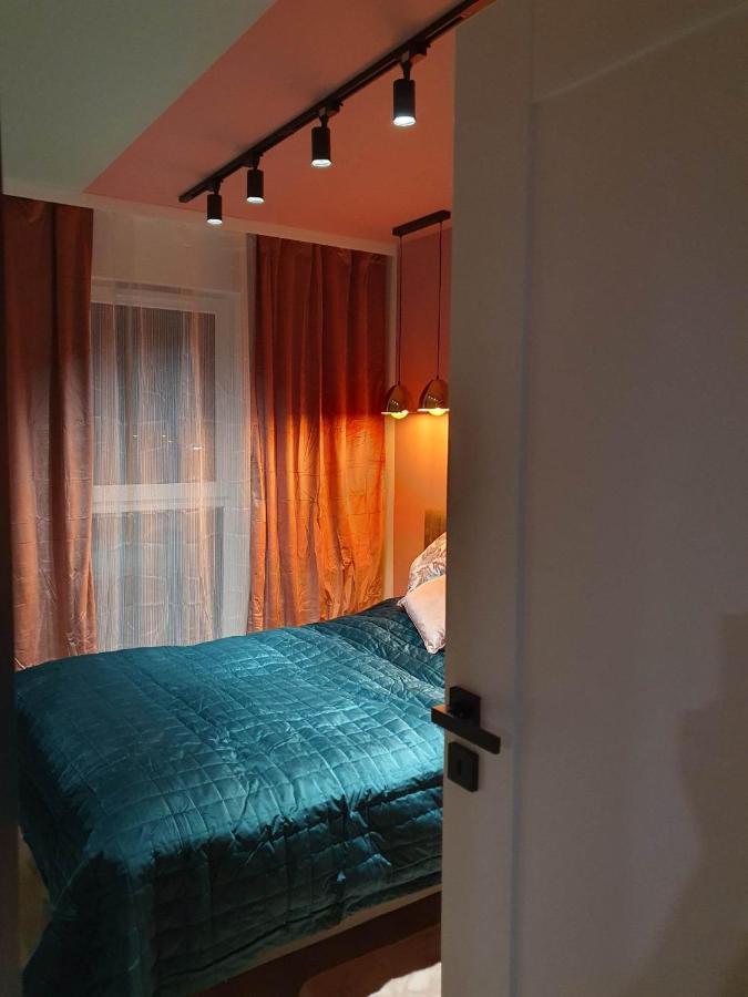 Apartament 3 Pokojowy Lub Pokoj W Mieszkaniu W Nowym Bloku Warszawa Zewnętrze zdjęcie