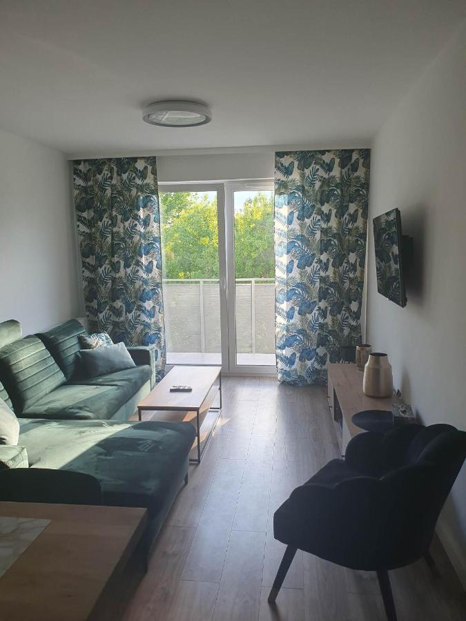Apartament 3 Pokojowy Lub Pokoj W Mieszkaniu W Nowym Bloku Warszawa Zewnętrze zdjęcie