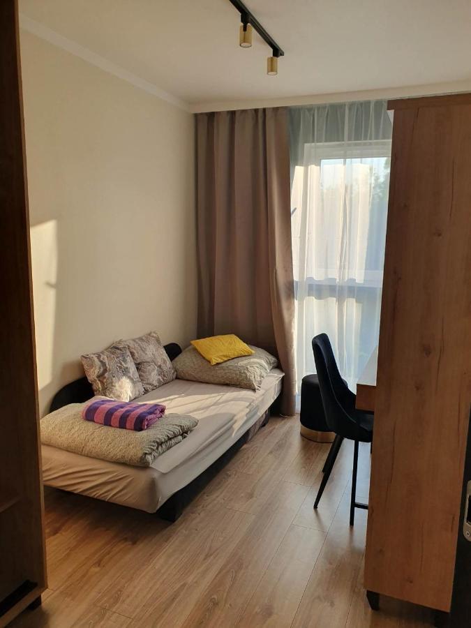 Apartament 3 Pokojowy Lub Pokoj W Mieszkaniu W Nowym Bloku Warszawa Zewnętrze zdjęcie
